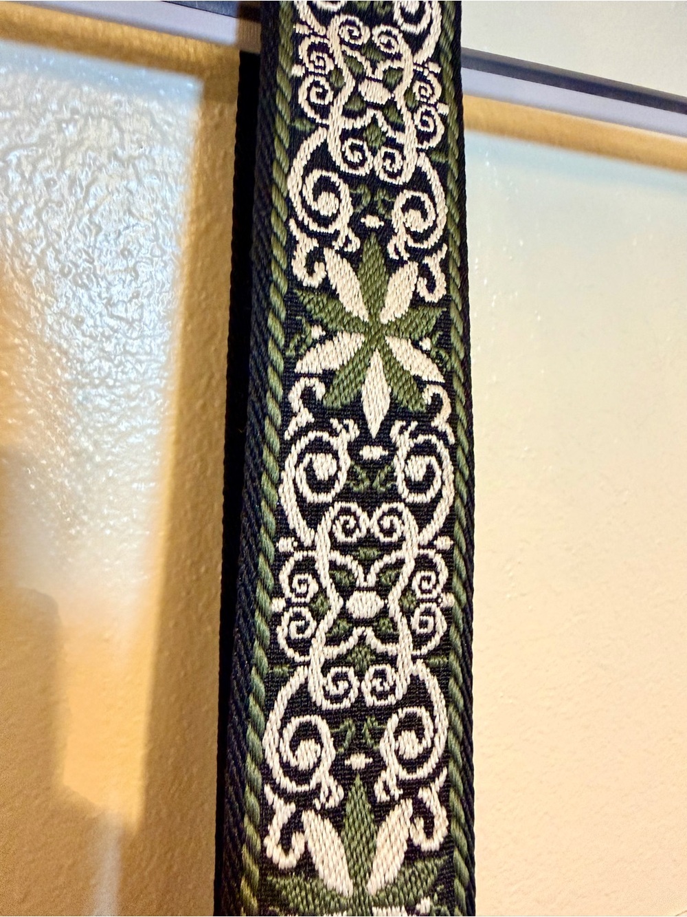 Interchangeable Embroidered Bag Strap - Green and Black - Picture 2 of 4